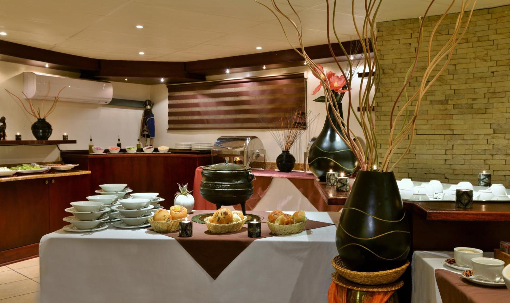 Shishangeni By Bon Hotels, Kruger National Park Komatipoort Exteriör bild